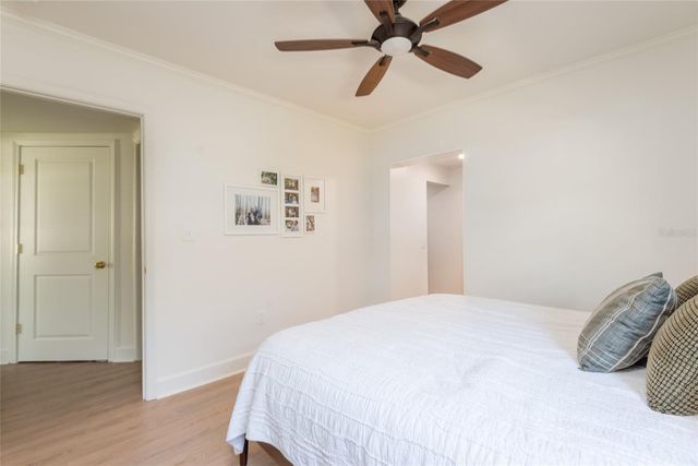 4704 W EL PRADO BOULEVARD, Tampa, FL 33629