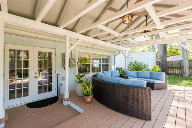 4704 W EL PRADO BOULEVARD, Tampa, FL 33629