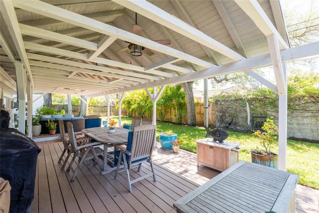 4704 W EL PRADO BOULEVARD, Tampa, FL 33629