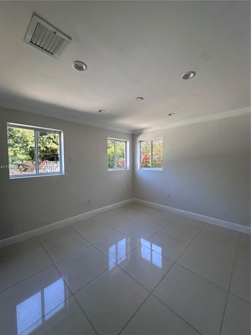 3121 NW 3rd Ave, Miami, FL 33127