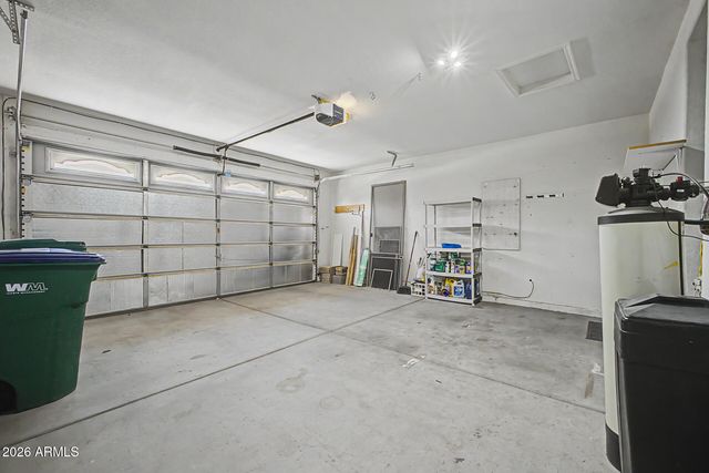 18521 N DAVIS Drive, Maricopa, AZ 85138