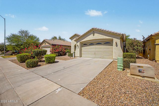 18521 N DAVIS Drive, Maricopa, AZ 85138
