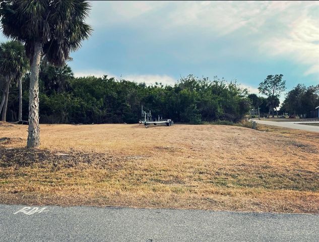 397 SKYLARK LANE NW, Port Charlotte, FL 33952