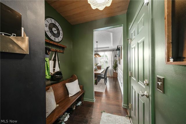 2160 Hunting Valley Lane, Streetsboro, OH 44241