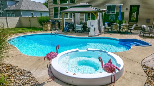 2160 Hunting Valley Lane, Streetsboro, OH 44241