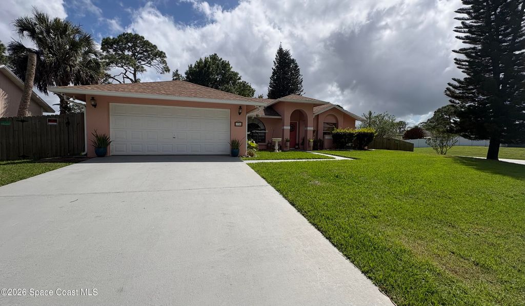 1798 Hays Street NW, Palm Bay, FL 32907