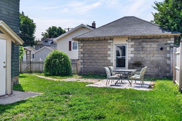 274 Clarendon St, Fitchburg, MA 01420