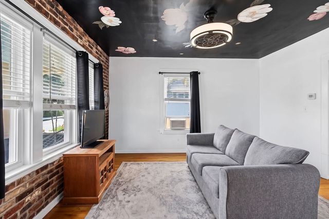 274 Clarendon St, Fitchburg, MA 01420