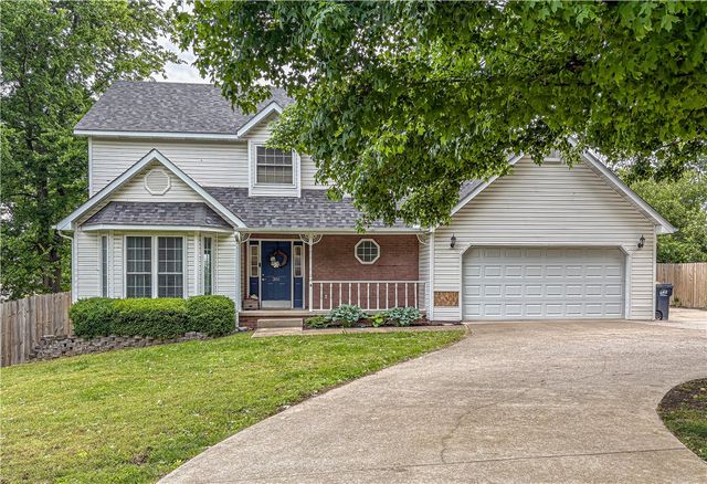 301 Old Farm Road, Harrison, AR 72601