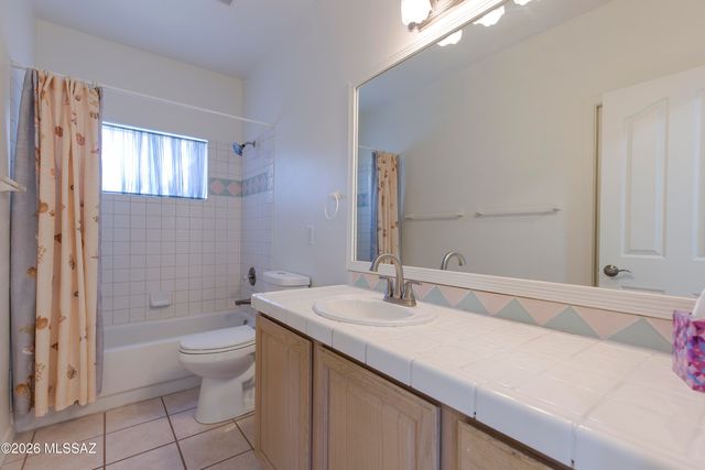 10640 N Stargazer Drive, Tucson, AZ 85737