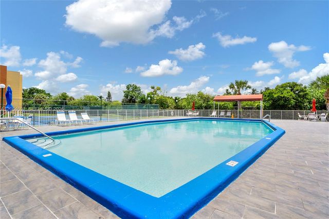 6970 NW 186th Street 3-409A, Hialeah, FL 33015