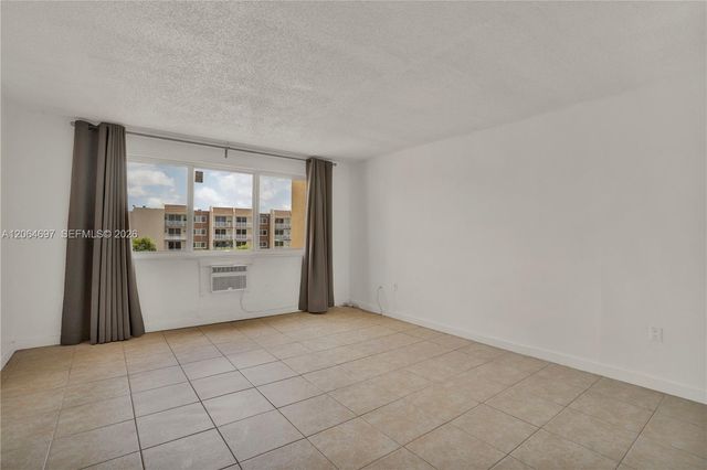 6970 NW 186th Street 3-409A, Hialeah, FL 33015