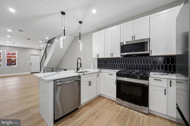 1616 N ROBINSON ST, Philadelphia, PA 19151