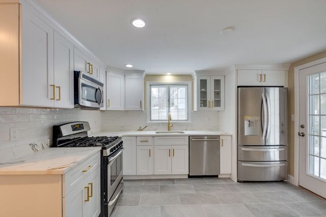 63 Dexter Road, Lexington, MA 02420