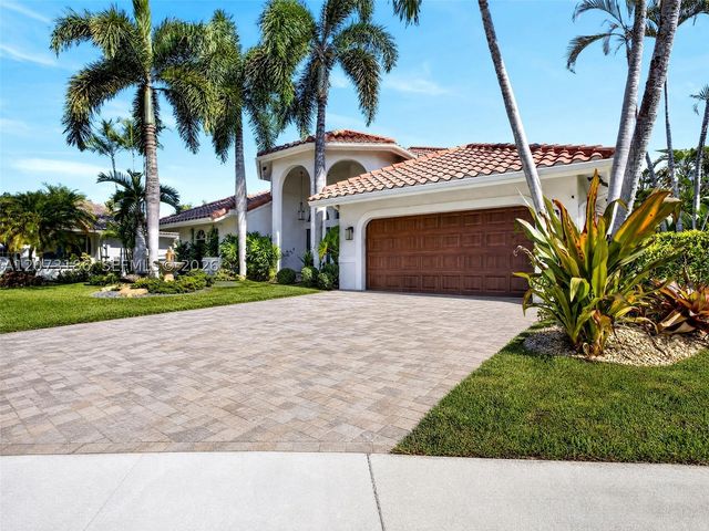 719 Crystal Ct, Weston, FL 33326