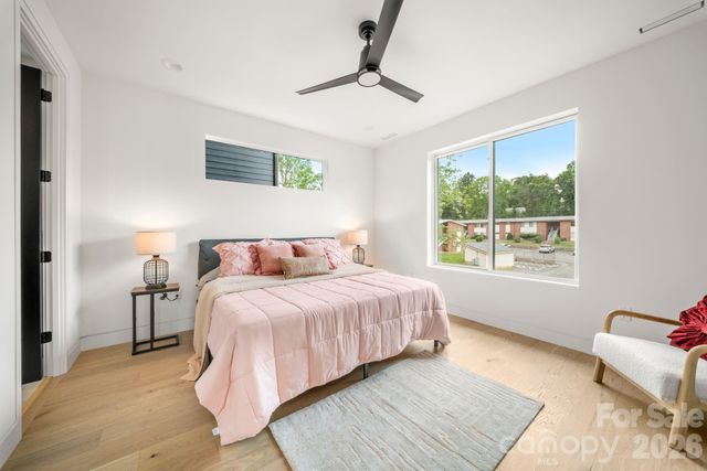 41 Johnson Drive, Asheville, NC 28804