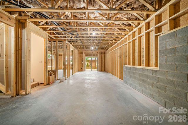 41 Johnson Drive, Asheville, NC 28804