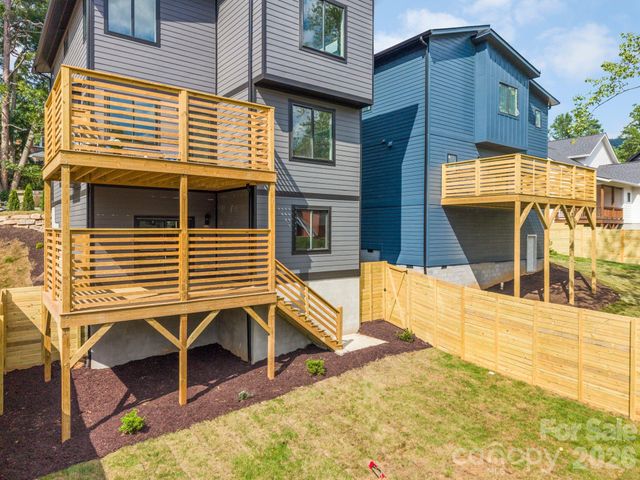 41 Johnson Drive, Asheville, NC 28804