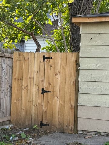 7115 S Peoria Street, Chicago, IL 60621