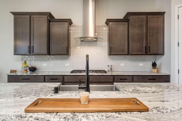 391 Red Cap Court, Las Cruces, NM 88007