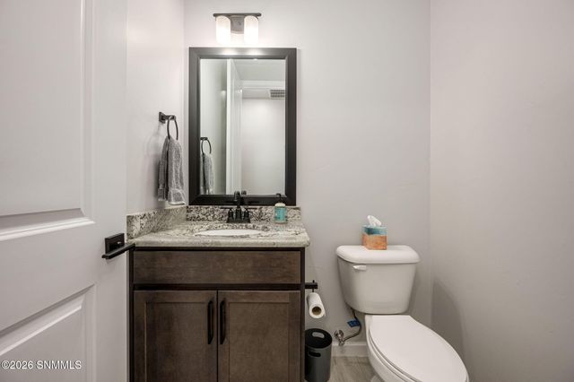 391 Red Cap Court, Las Cruces, NM 88007
