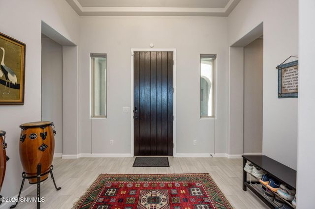 391 Red Cap Court, Las Cruces, NM 88007