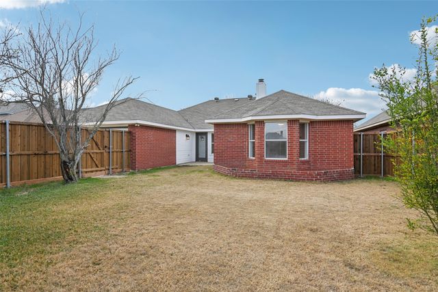 1122 Suffolk Lane, Cedar Hill, TX 75104