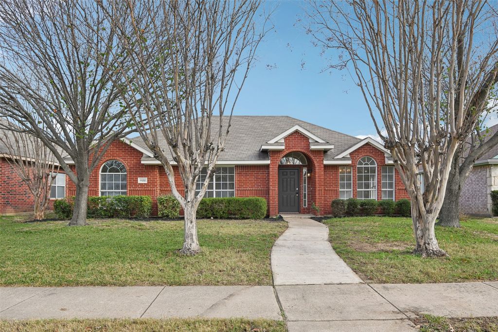 1122 Suffolk Lane, Cedar Hill, TX 75104