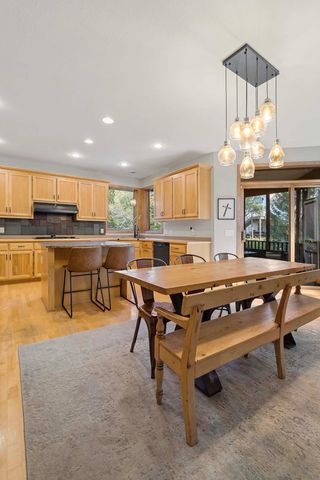 10668 Alton Court, Inver Grove Heights, MN 55077