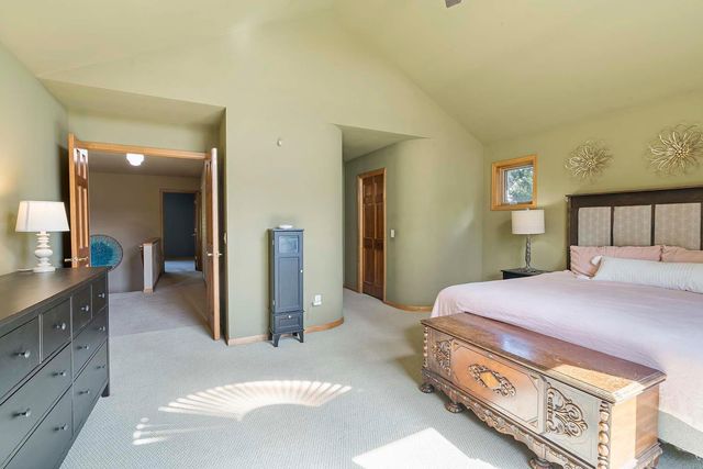 10668 Alton Court, Inver Grove Heights, MN 55077