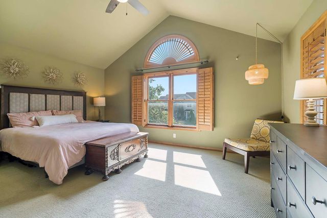 10668 Alton Court, Inver Grove Heights, MN 55077