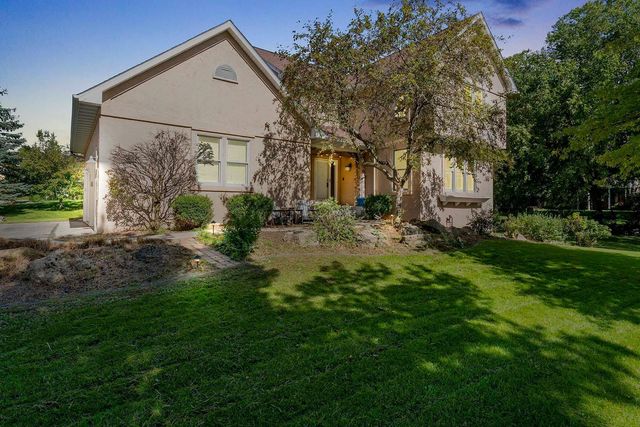 10668 Alton Court, Inver Grove Heights, MN 55077