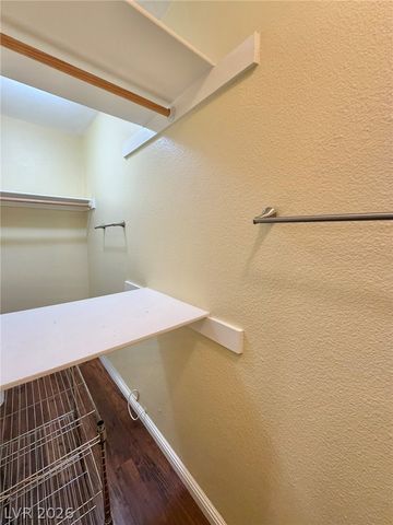 650 Oakmont Avenue 2113, Las Vegas, NV 89109