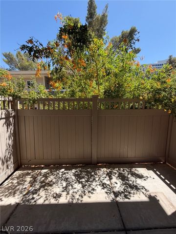 650 Oakmont Avenue 2113, Las Vegas, NV 89109