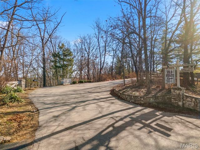 1570 Old State Road, Wildwood, MO 63038