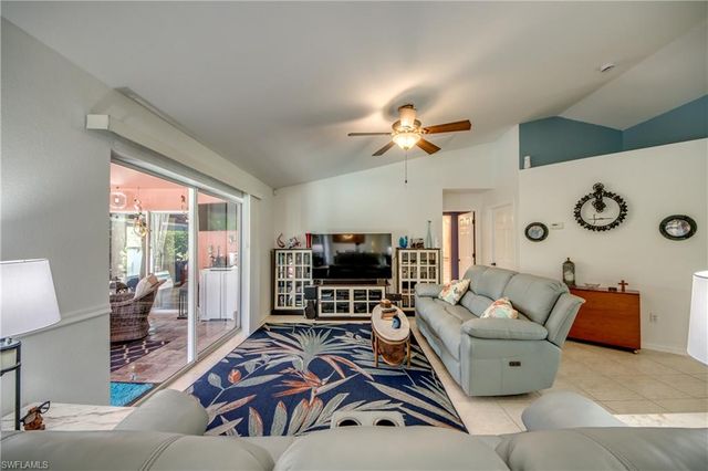 1821 NW 1st PL, Cape Coral, FL 33993