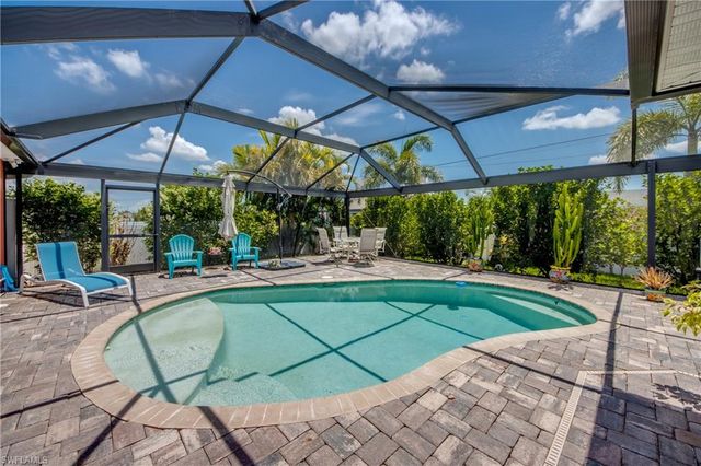 1821 NW 1st PL, Cape Coral, FL 33993