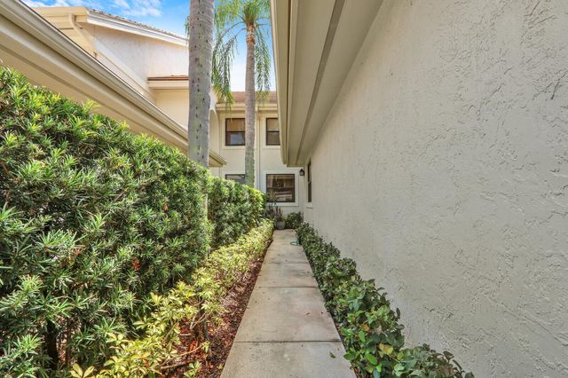 16000 W Bay Drive 158, Jupiter, FL 33477