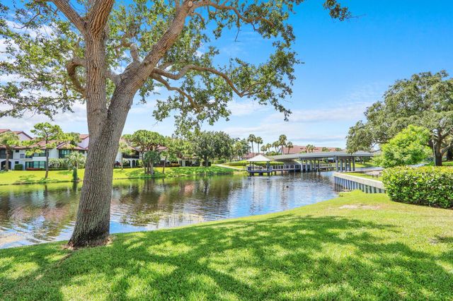 16000 W Bay Drive 158, Jupiter, FL 33477