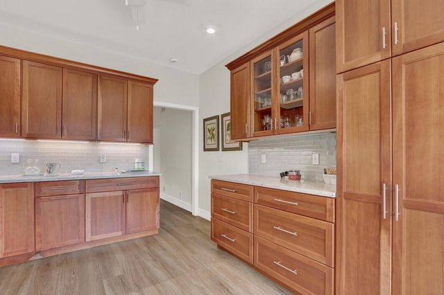 16000 W Bay Drive 158, Jupiter, FL 33477