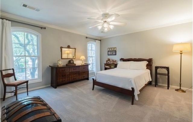 7985 Caruth Court, Dallas, TX 75225