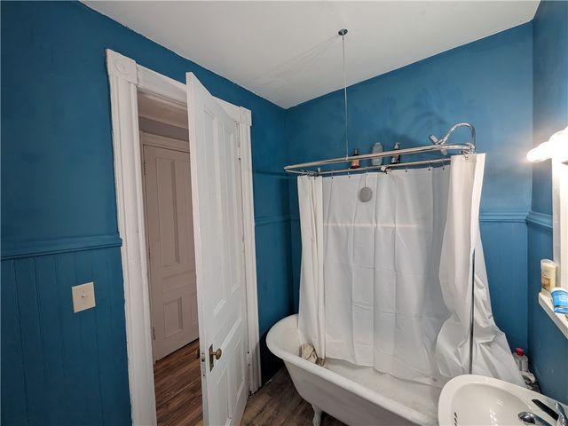 8 South Main Street, Batavia City, NY 14020