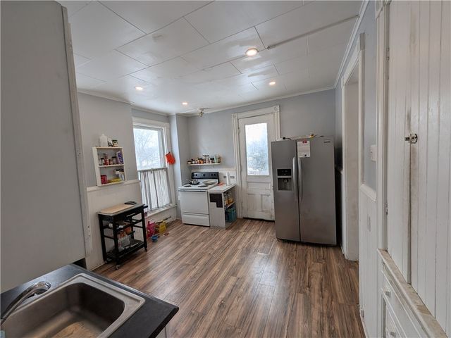 8 South Main Street, Batavia City, NY 14020