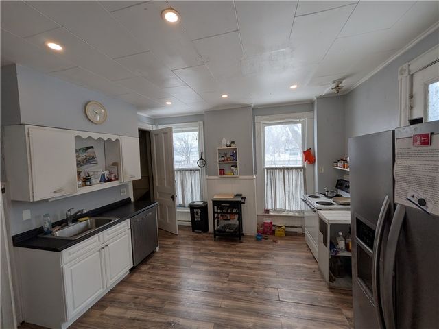 8 South Main Street, Batavia City, NY 14020