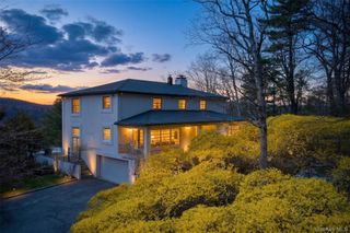 94 Cliff Road, Tuxedo Park, NY 10987