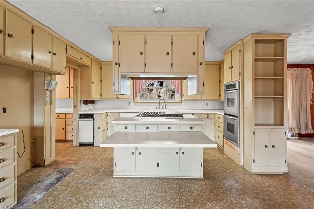 3824 Old US Highway 64, Lexington, NC 27295