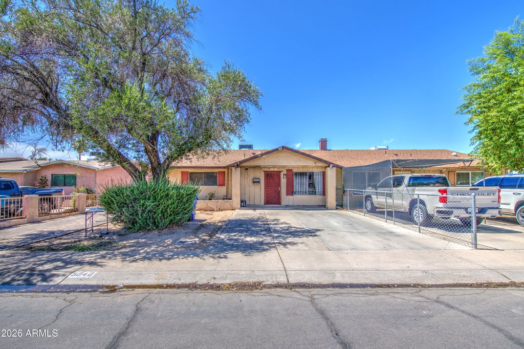 5040 N 41ST Drive, Phoenix, AZ 85019 — photo 3