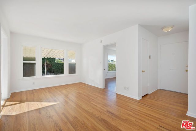 1826 S Rimpau Boulevard, Los Angeles, CA 90019