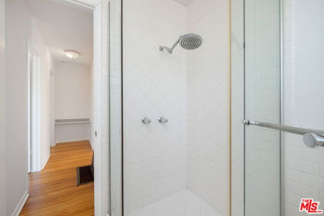 1826 S Rimpau Boulevard, Los Angeles, CA 90019