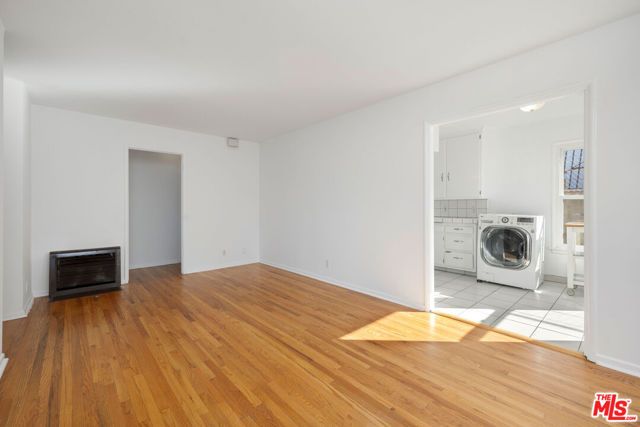 1826 S Rimpau Boulevard, Los Angeles, CA 90019